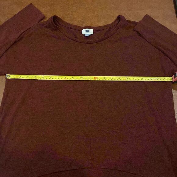 Old Navy Women’s Maroon Sweater Scoop neck Size Medium NWOT - Picture 5 of 6